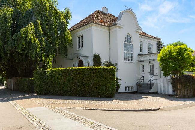 Fredensvej 17, 2920 Charlottenlund